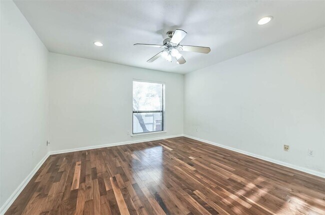 Building Photo - 1201 McDuffie St