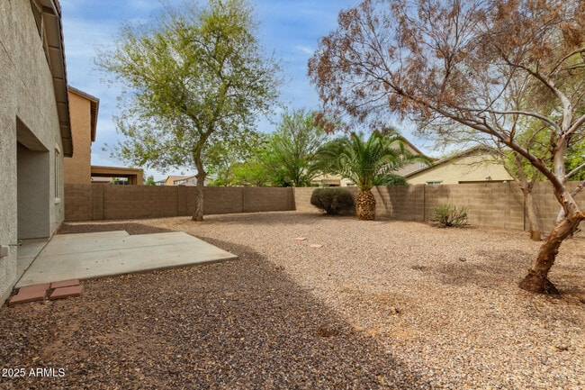 Building Photo - 42374 W Avella Dr