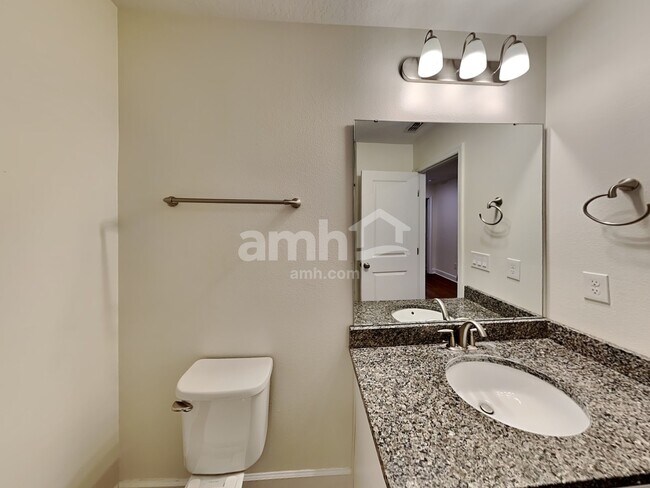 Building Photo - 221 Crestrun Loop