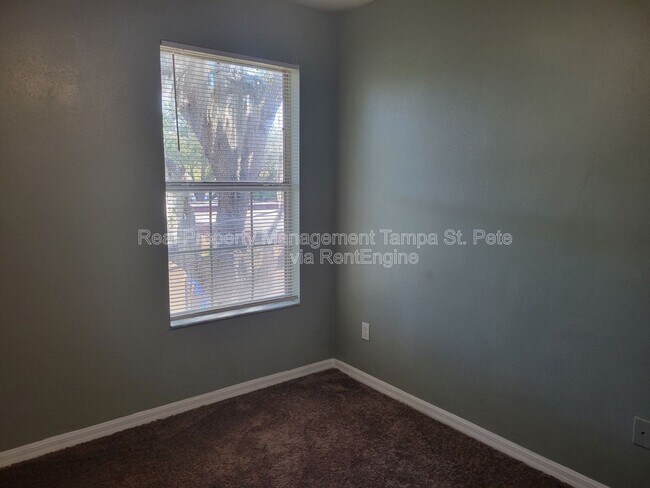 Building Photo - 1811 E 142nd Ave