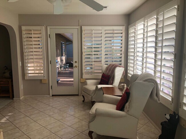 Building Photo - Amazing Golf Course Views in Leisure World a 45+ Active Adult Resort Community.  Available June t...