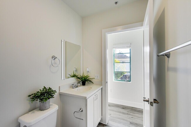 Floorplan - Rose on Bond