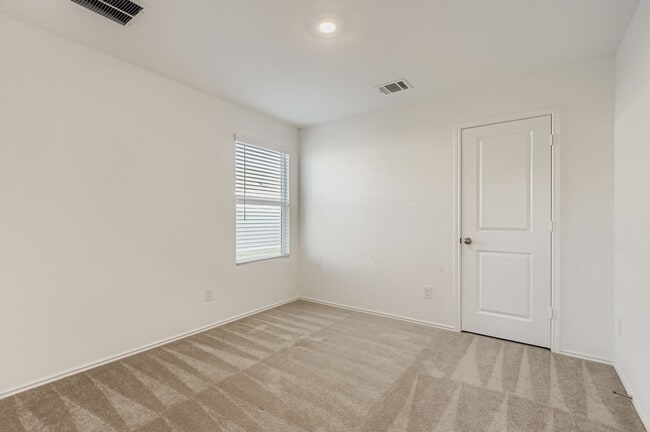 Building Photo - 133 Texas Angel Wy