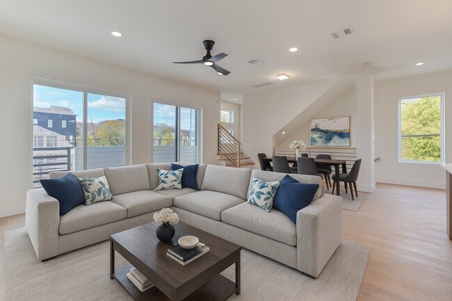 Building Photo - 4702 Coke St