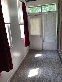 enclosed porch - 5 Brookfield Rd
