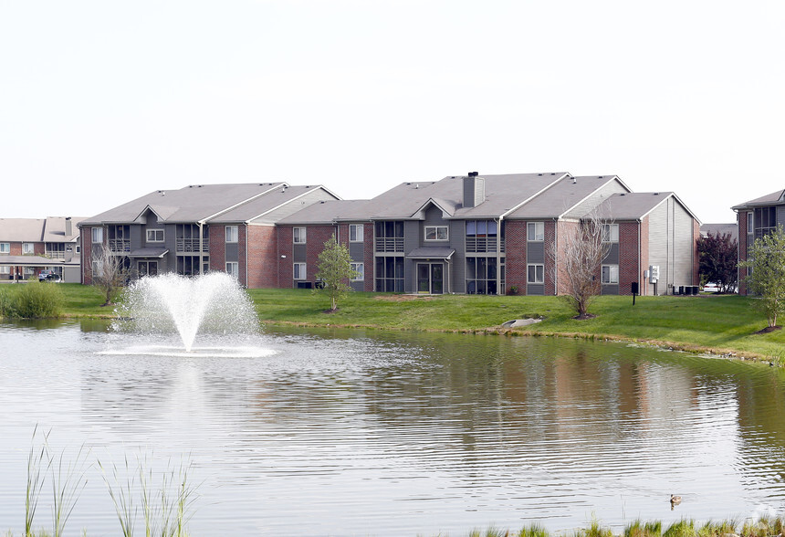 Building Photo - Keeneland Crest Apartments