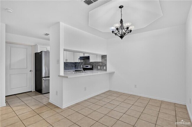 Building Photo - 3302 N Cognac Dr