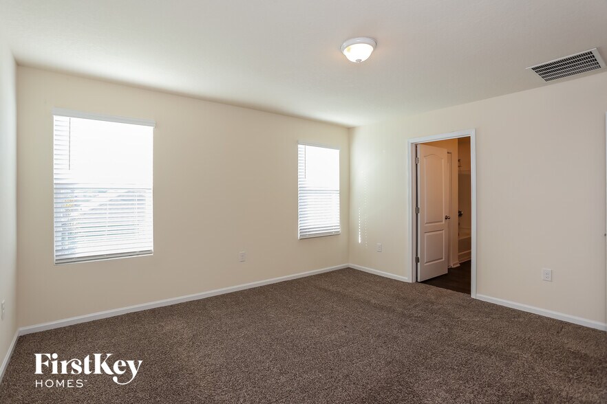 Building Photo - 8315 Cape Fox Dr