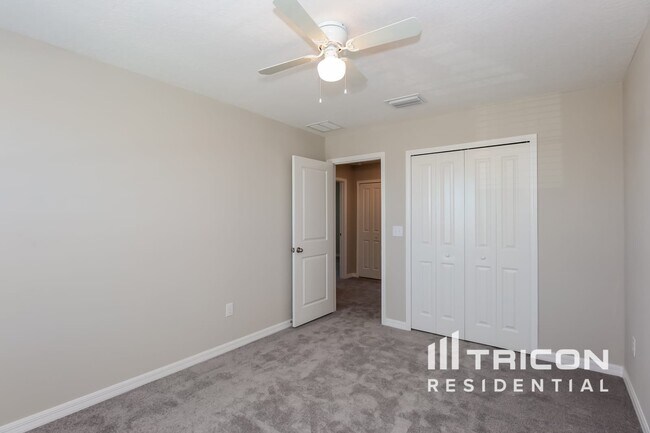 Building Photo - 2012 Broad Winged Hawk Dr