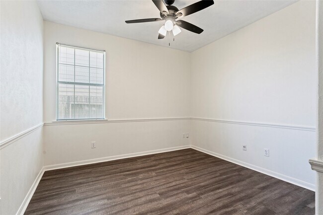 Building Photo - 1602 Winston Homestead Dr