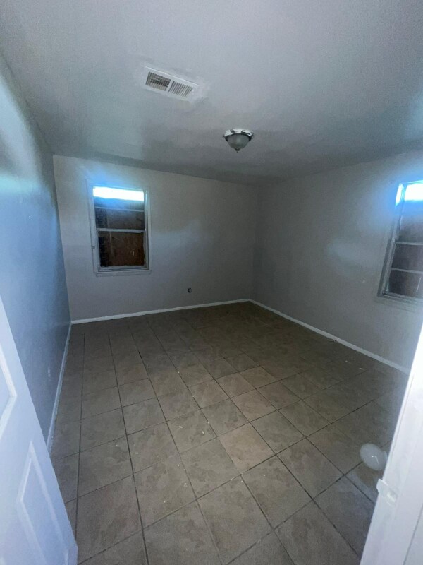 Building Photo - 1591 Boxwood St