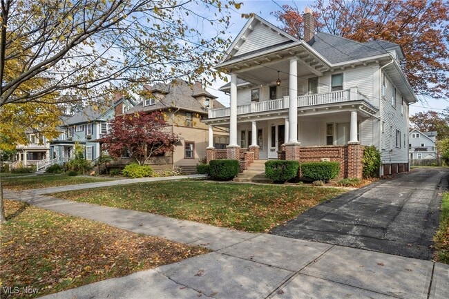 Building Photo - 1217 Belle Ave