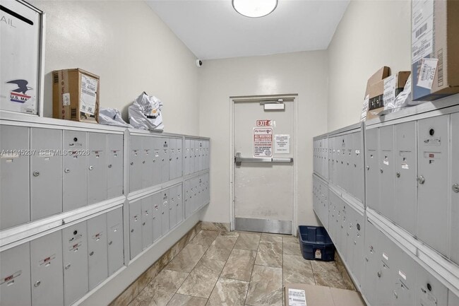 Building Photo - 1811 Jefferson St