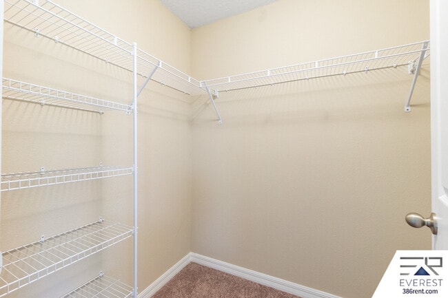 Building Photo - 3 Slumber Path