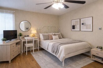 Building Photo - 1000 W 26th St