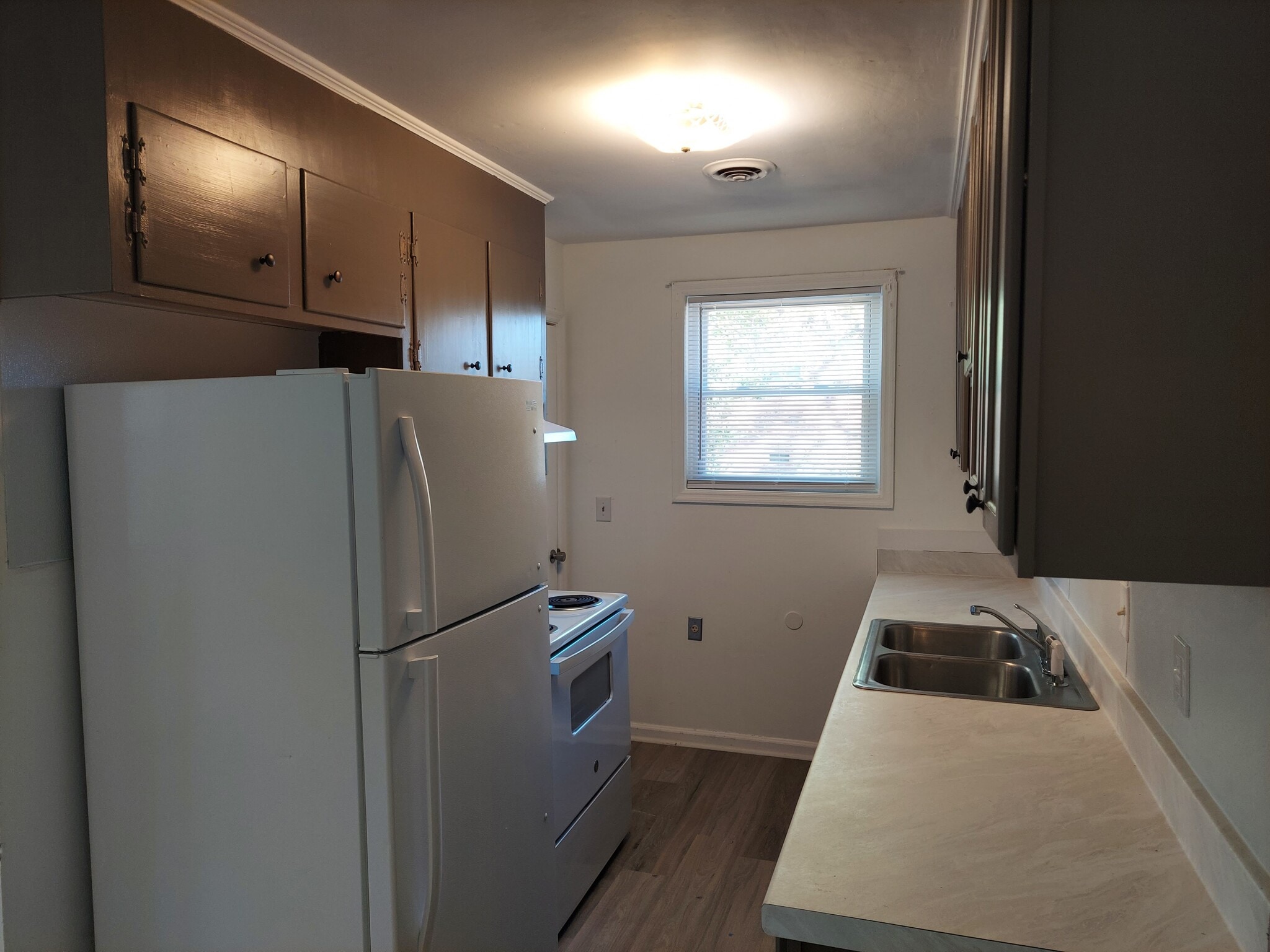 Building Photo - 3617 Anwood Dr.