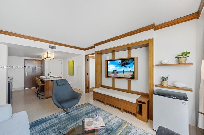 Building Photo - 6801 Collins Ave