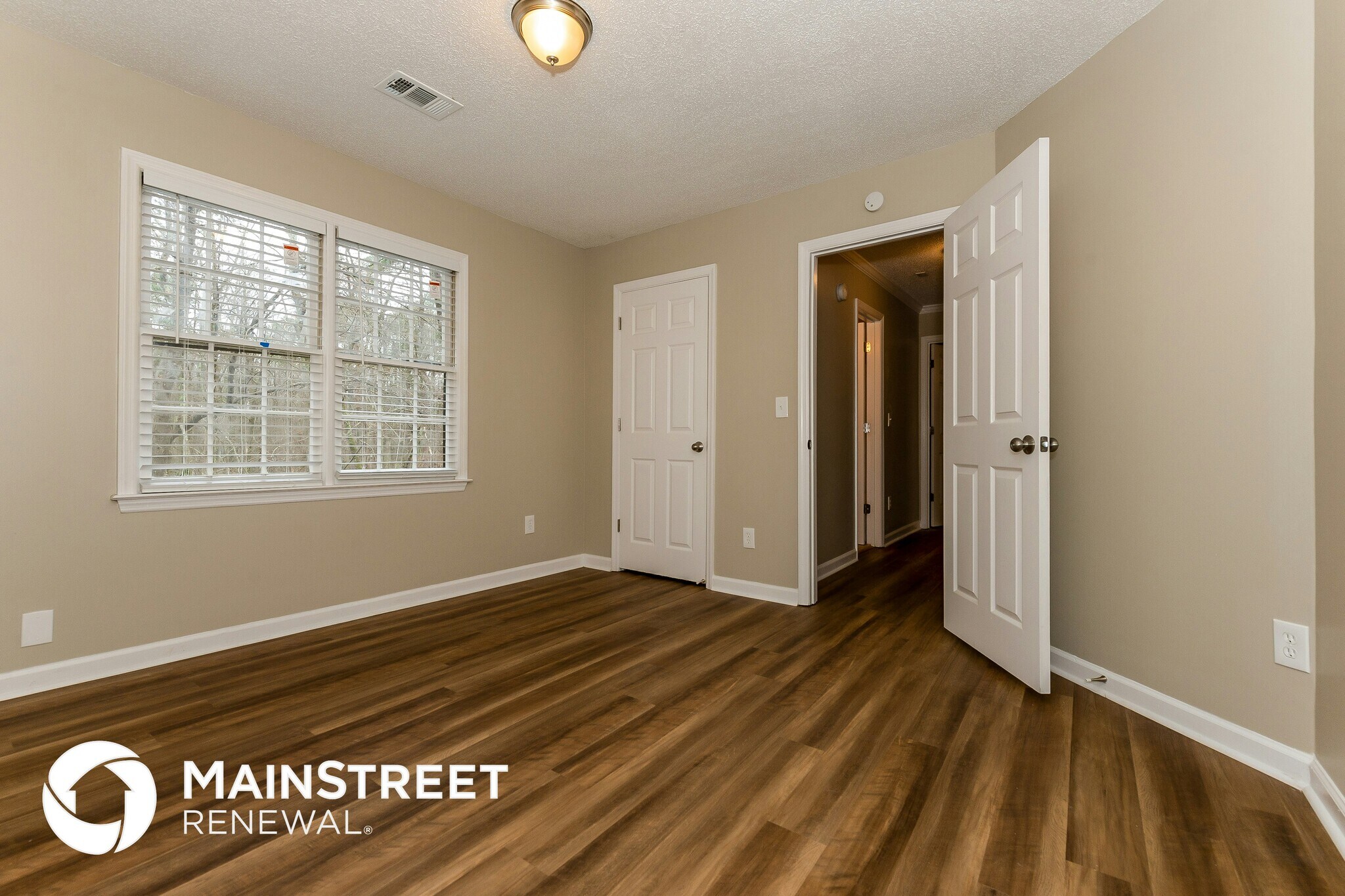 Building Photo - 3175 Rock Creek Dr