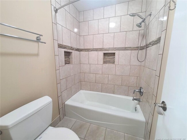 Building Photo - 6744 Irongate Dr