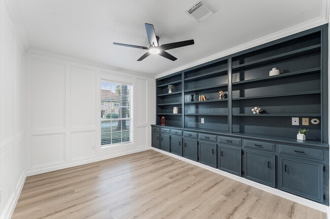 Building Photo - 15807 Crystal Brook Dr