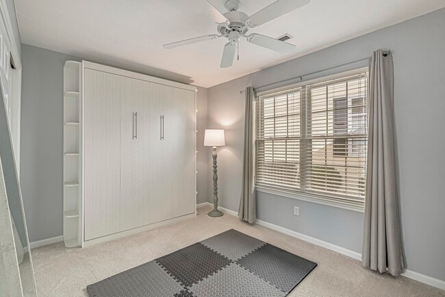 Building Photo - 4818 Southern Trail