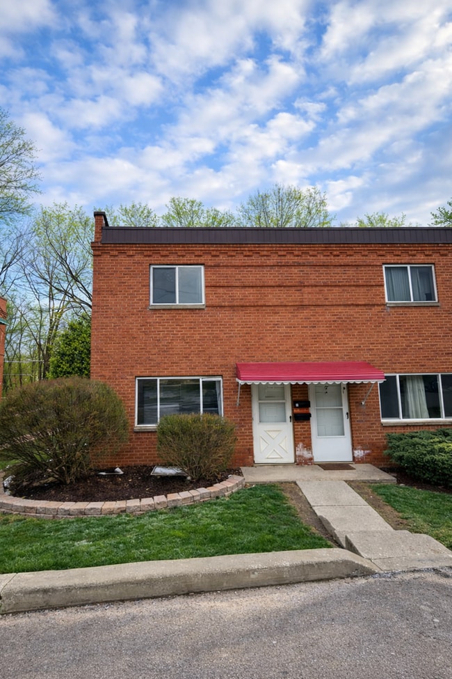 Building Photo - Spacious & Updated Bedford Home with Modern Touches