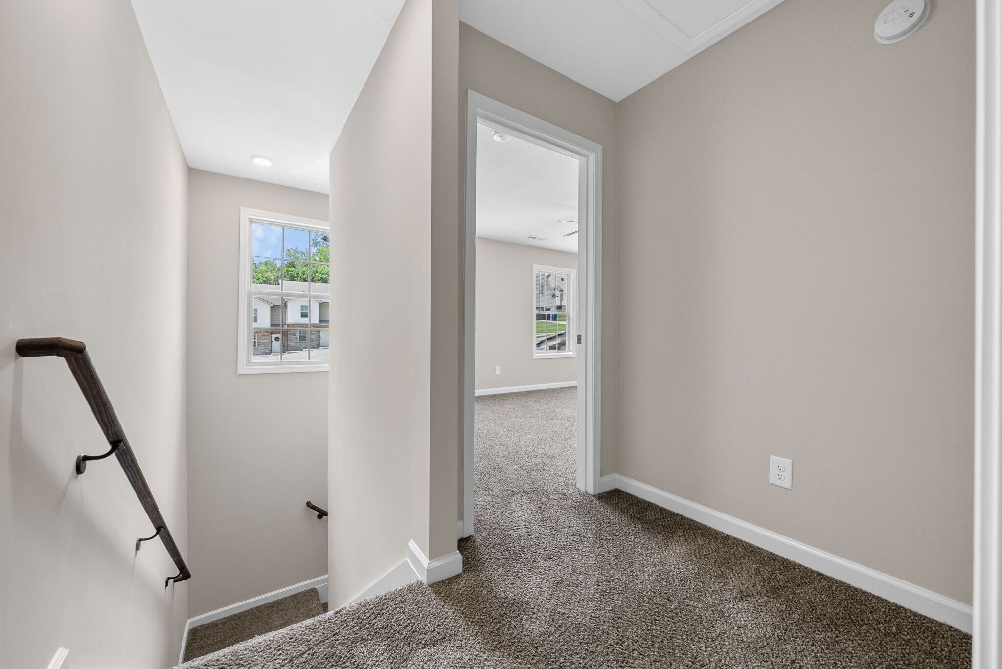 Building Photo - 428 Glenstone Springs Dr