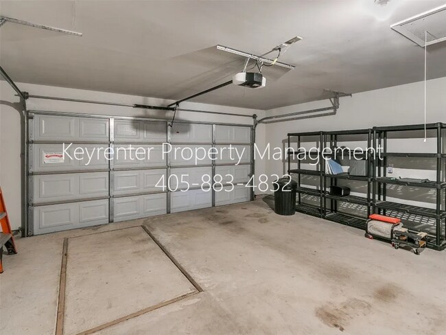 Building Photo - Modern Single Family Home in El Reno, OK!