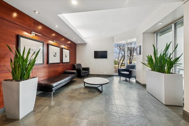 Building Photo - 4980 N Marine Dr