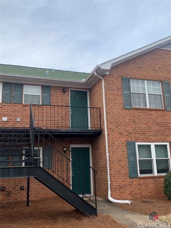 Primary Photo - 2165 S Milledge Ave