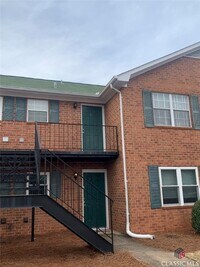 Building Photo - 2165 S Milledge Ave