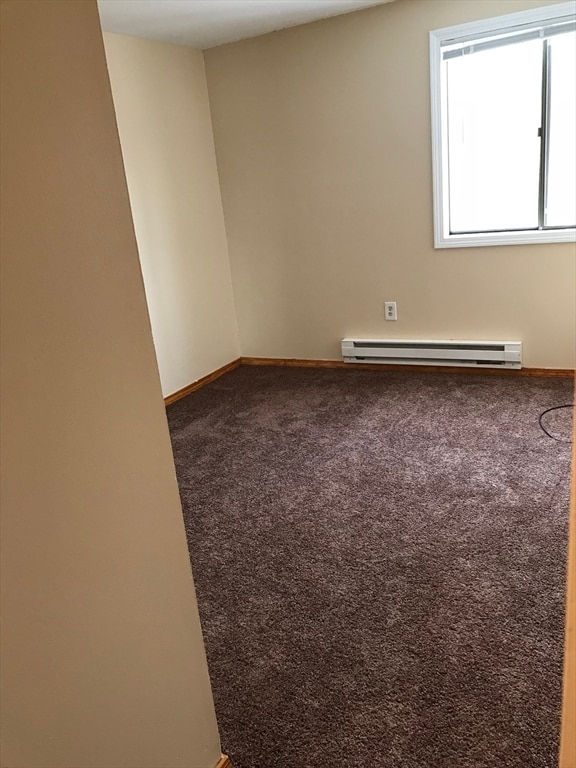 Building Photo - 96 Main St