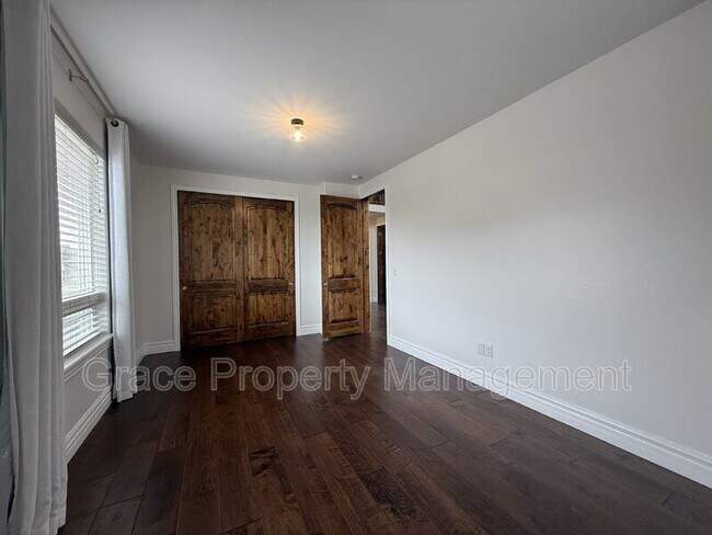 Building Photo - 9958 Lewiston St