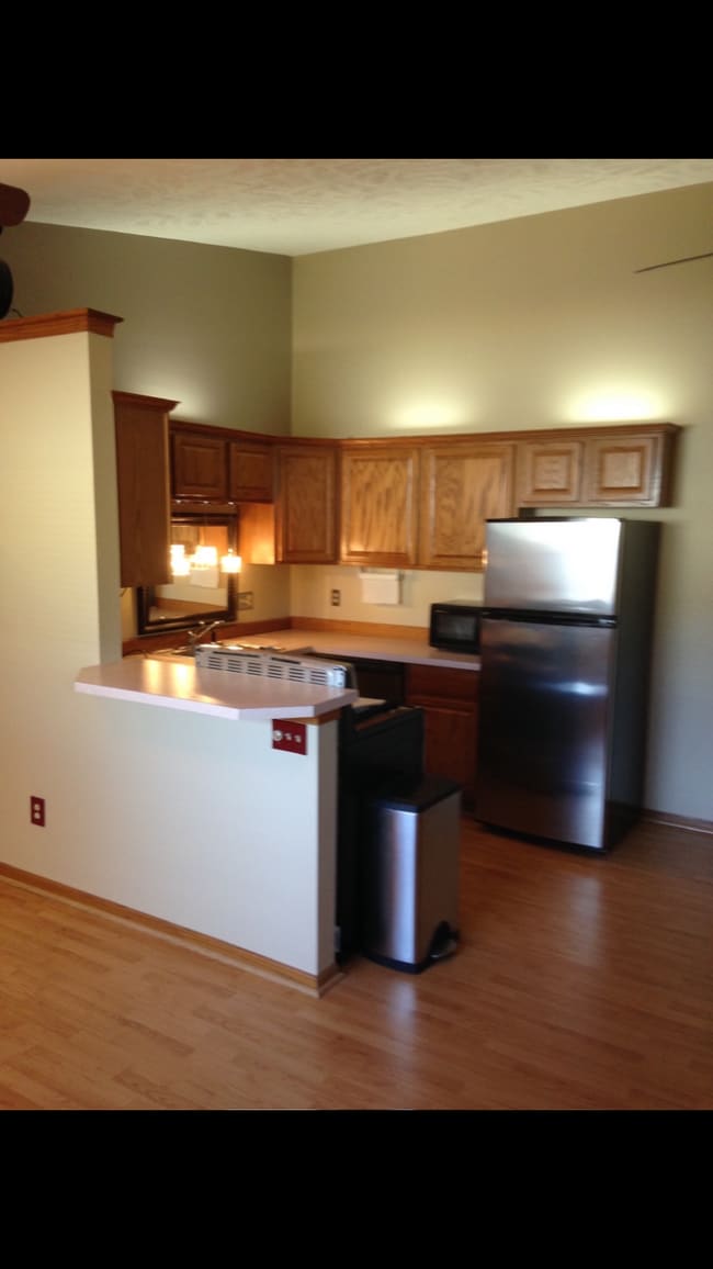 Building Photo - 715 Willis Ave