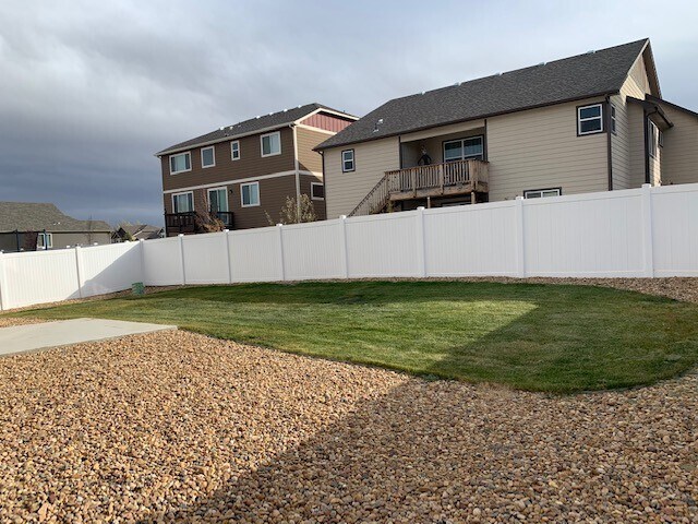 Building Photo - Spacious 3 Bedroom Home in Heron Pointe Subdivision in South Loveland/Berthoud!