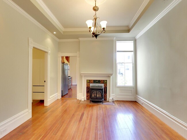 Building Photo - Beautiful 3 Bedroom in Duboce Triangle!!