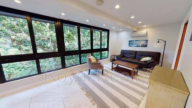 Building Photo - 21 Kepola Pl