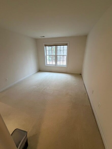 Building Photo - 20360 Stillhouse Branch Pl