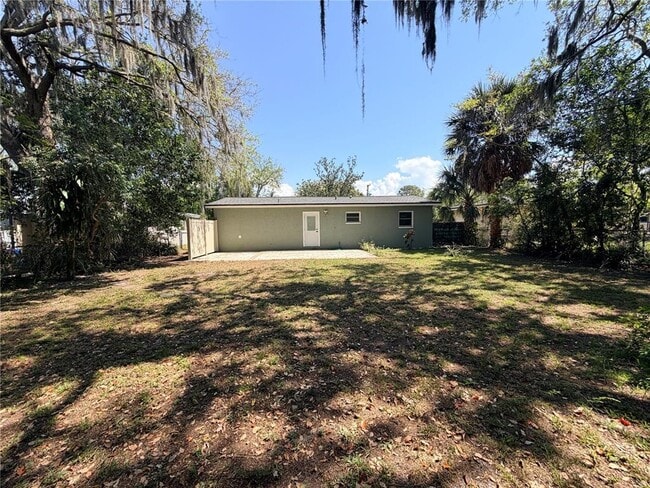 Building Photo - 5529 Magnolia Way