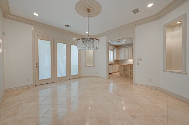Building Photo - 109 Asbury St