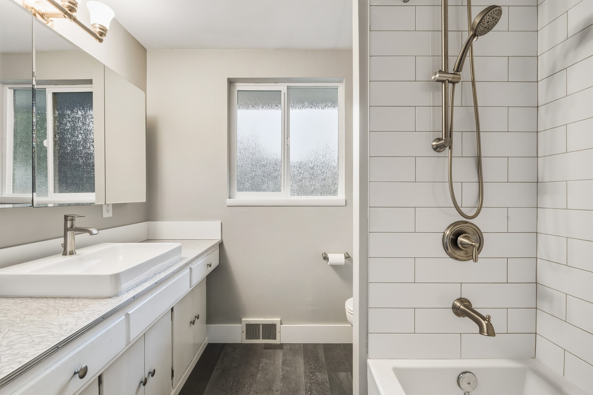 Building Photo - 19515 Fremont Ave N