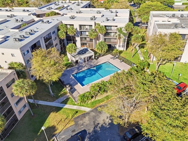 Building Photo - 8760 SW 133rd Avenue Rd