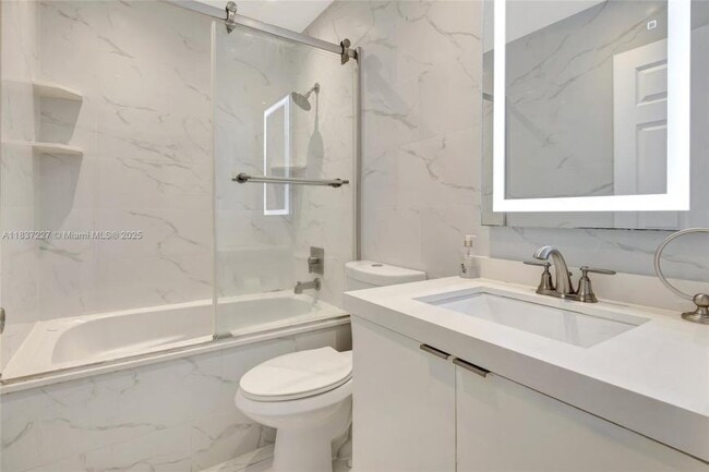 Building Photo - 2 bedroom in North Miami Beach FL 33179
