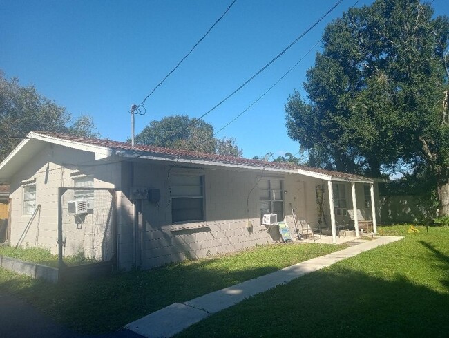 Building Photo - 1406 34th Ave