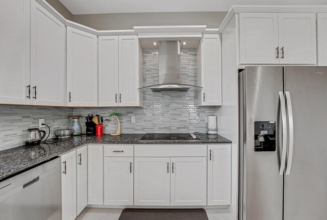 Building Photo - 5482 Macoon Wy