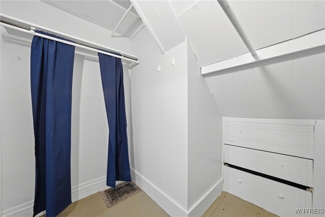 Building Photo - 76 Anderson Pl