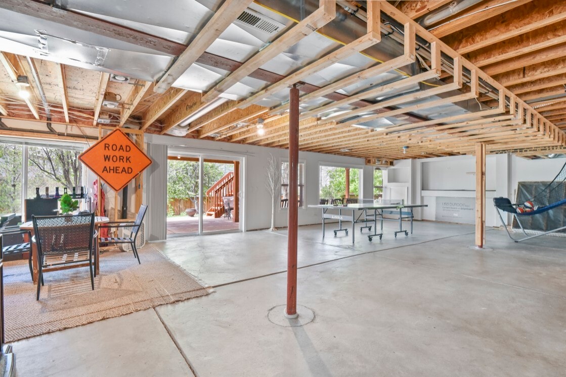 Building Photo - 9536 W Avalon Dr