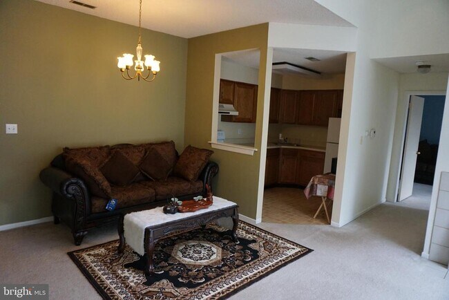 Building Photo - 8612 Tamarron Dr