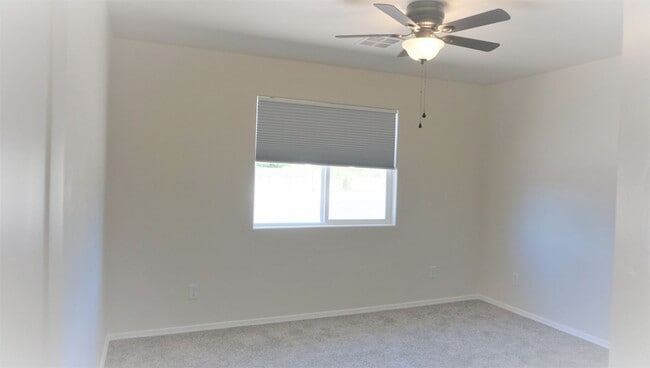 Building Photo - 523 N Leonardo De Vinci Dr