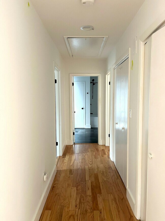 Building Photo - 104 Jerdone Rd